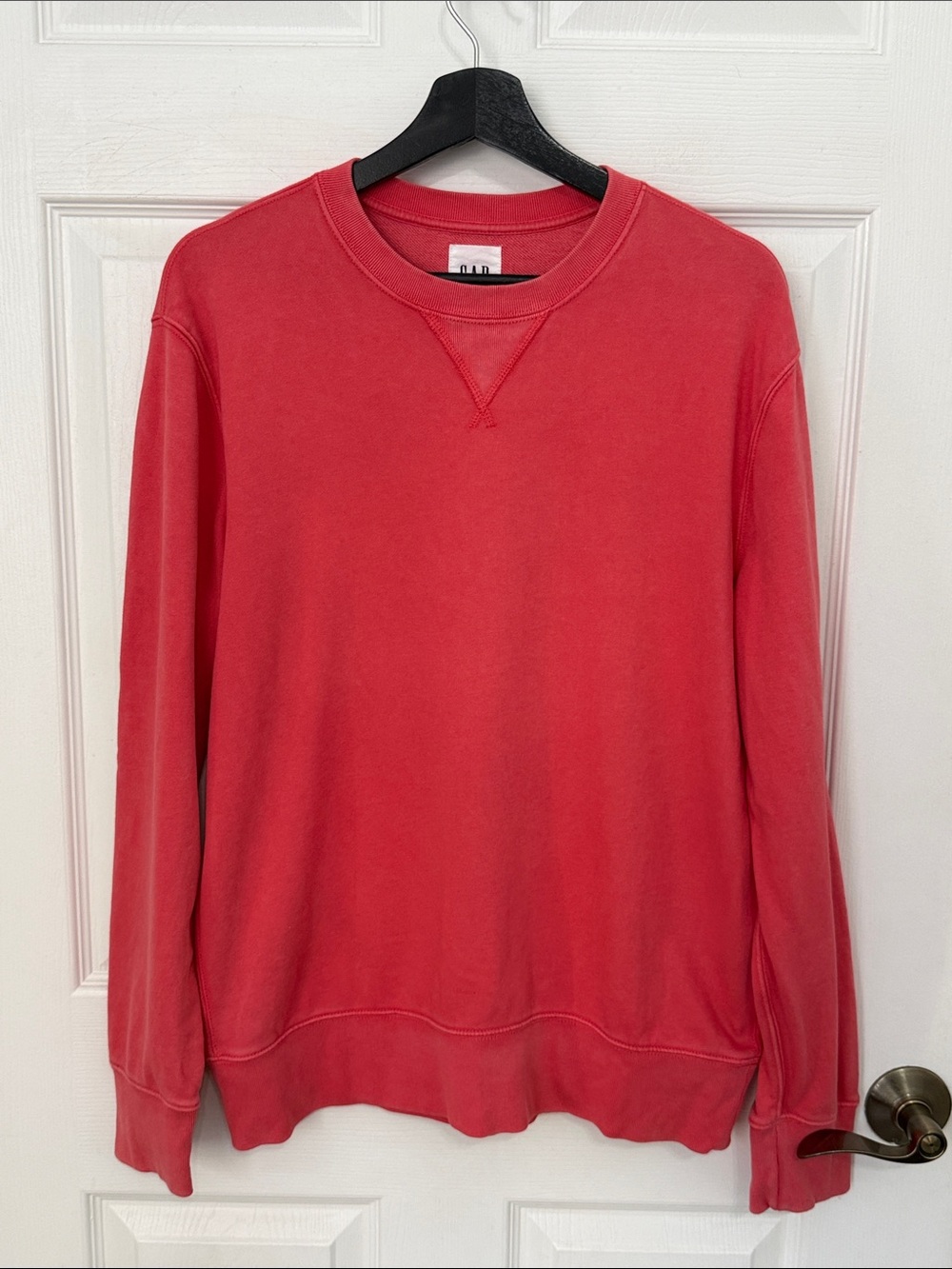 Gap men’s Red Crewneck Sweatshirt
